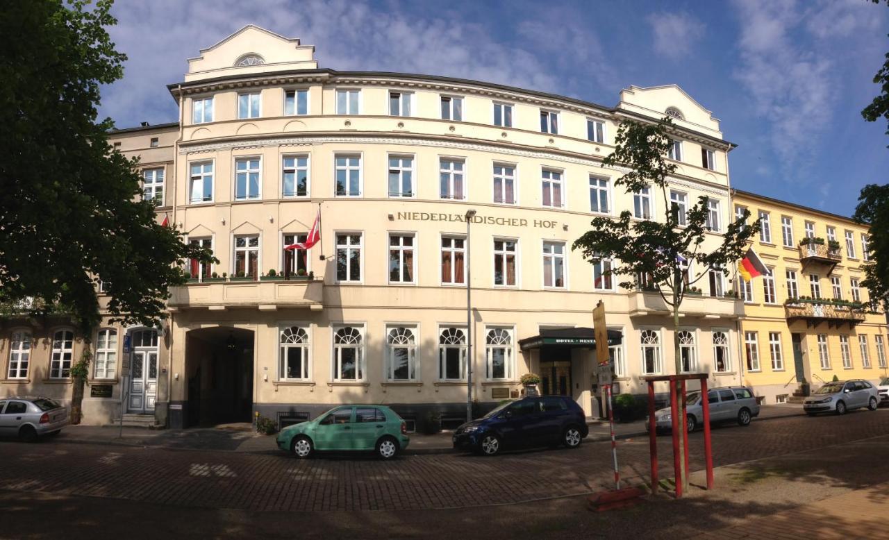 Hotel Niederländischer Hof Schwerin  Exterior foto